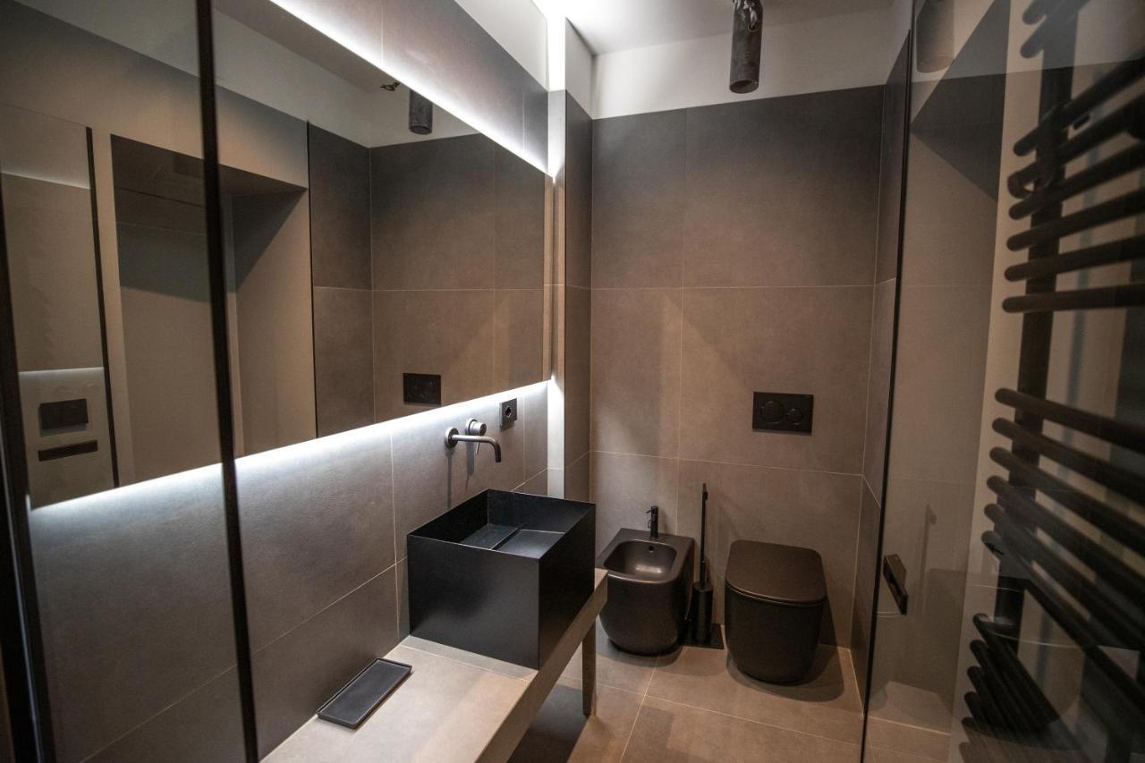 S1 Luxury Suites And Rooms Триест Экстерьер фото
