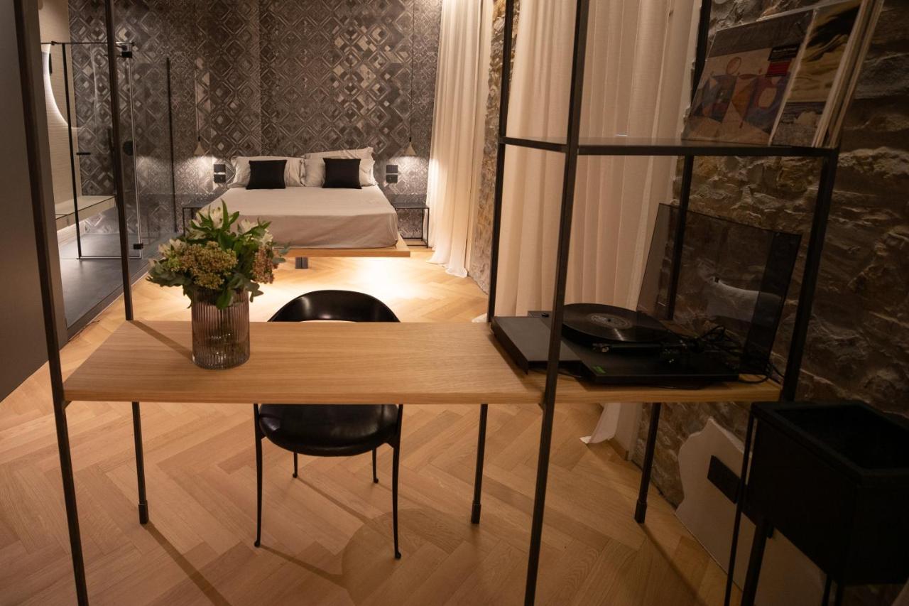 S1 Luxury Suites And Rooms Триест Экстерьер фото