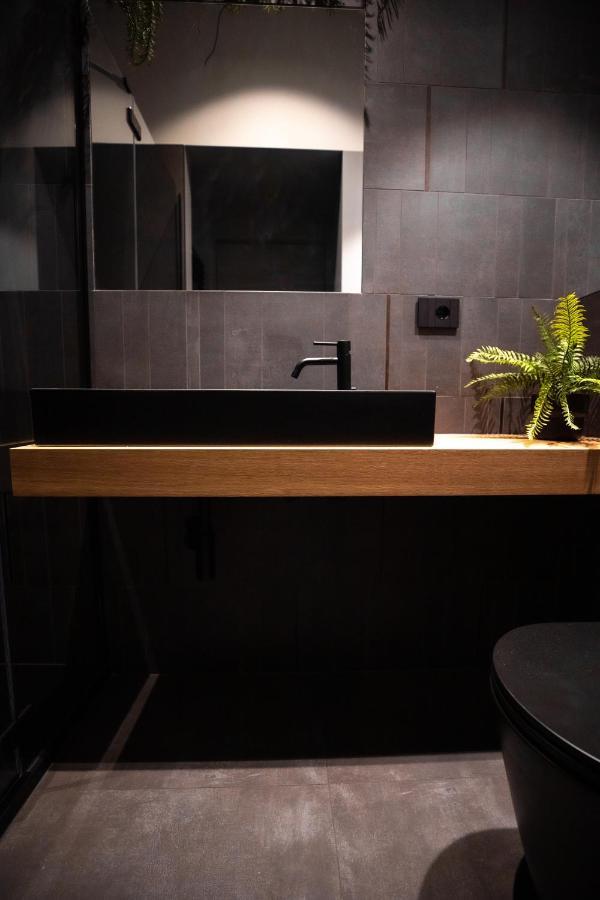 S1 Luxury Suites And Rooms Триест Экстерьер фото