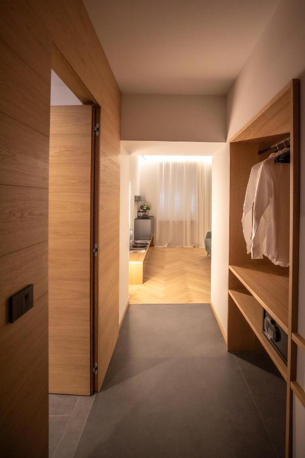 S1 Luxury Suites And Rooms Триест Экстерьер фото