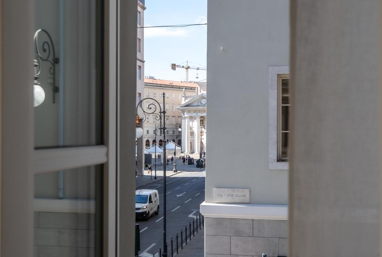S1 Luxury Suites And Rooms Триест Экстерьер фото